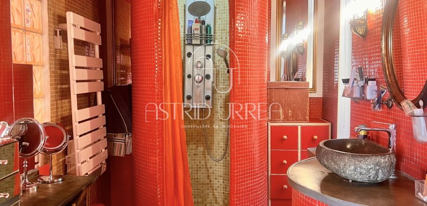 Superbe propriété située dans le prestigieux quartier Santa María de Llorell