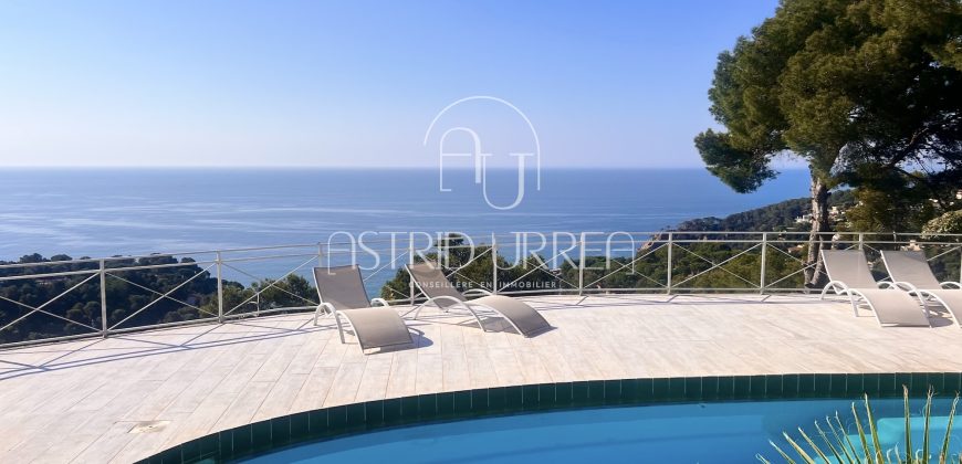 Superbe propriété située dans le prestigieux quartier Santa María de Llorell