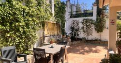 Villa two-family dwelling
