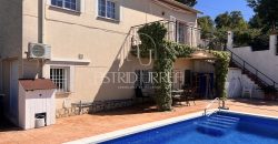 Villa two-family dwelling