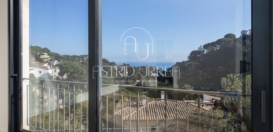 Villa contemporaine avec vue mer panoramique à Santa Maria de Llorell, Tossa de Mar