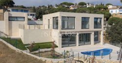 Villa contemporaine avec vue mer panoramique à Santa Maria de Llorell, Tossa de Mar