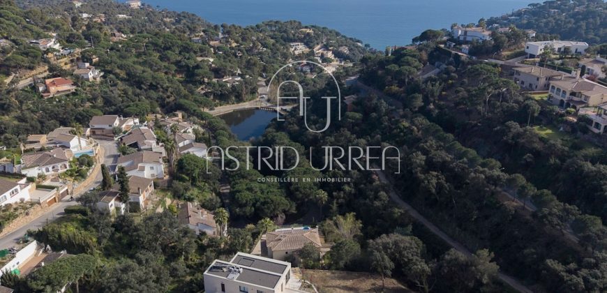 Villa contemporaine avec vue mer panoramique à Santa Maria de Llorell, Tossa de Mar