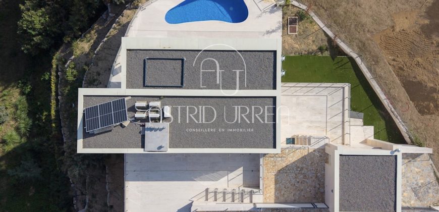Villa contemporaine avec vue mer panoramique à Santa Maria de Llorell, Tossa de Mar
