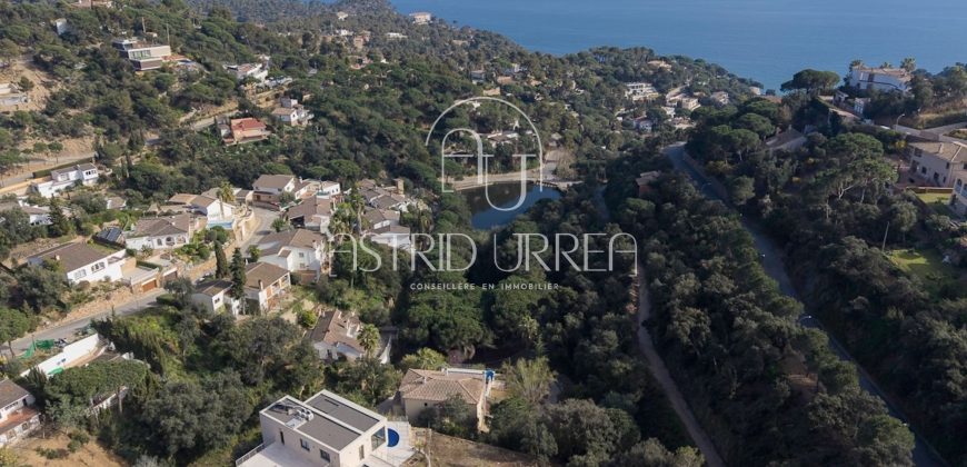 Villa contemporaine avec vue mer panoramique à Santa Maria de Llorell, Tossa de Mar