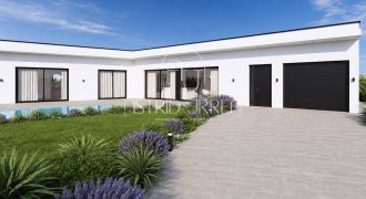 Brand-New Detached Villa with Private Garden and Garage
