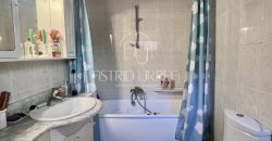 Grande maison avec piscine, vue sur la mer et plus de 2.200 m2 de terrain