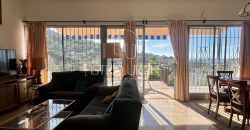 Grande maison avec piscine, vue sur la mer et plus de 2.200 m2 de terrain