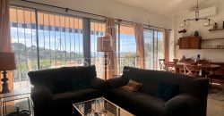 Grande maison avec piscine, vue sur la mer et plus de 2.200 m2 de terrain