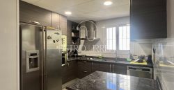 Grande maison avec piscine, vue sur la mer et plus de 2.200 m2 de terrain