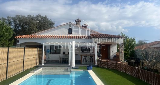 Villa rénovée avec piscine à Can Carbonell, Caldes de Malavella